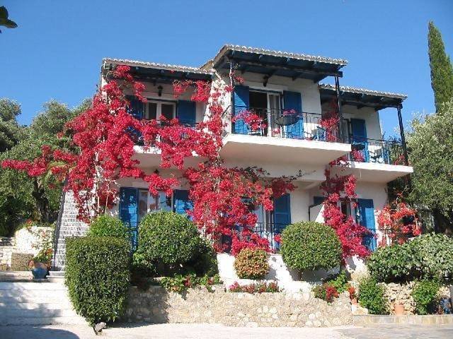 Appart’hôtel pour 2 personnes, avec vue et jardin
