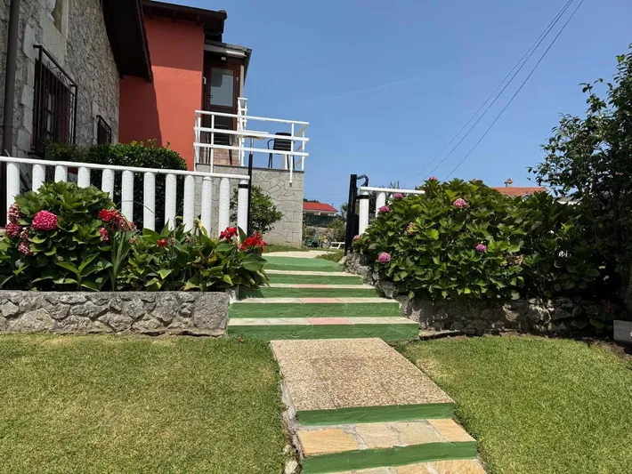 Apartamento de vacaciones para 2 personas, con vistas y jardín - 1