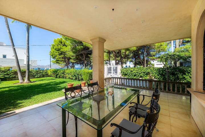 Villa "Tita" avec vue sur la mer, jardin privé et Wi-Fi in Marina Manresa, Alcúdia