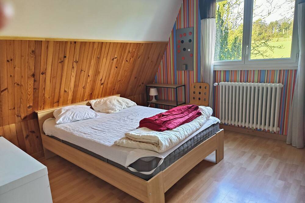 Grande Maison Vacances We piscine Rennes in Noyal-Châtillon-sur-Seiche, Région de Rennes