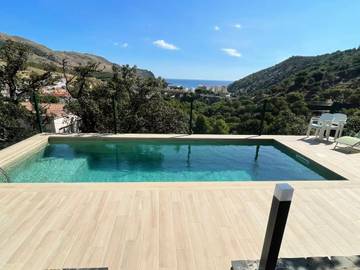 Gîte pour 4 personnes, avec piscine et jardin à Colera