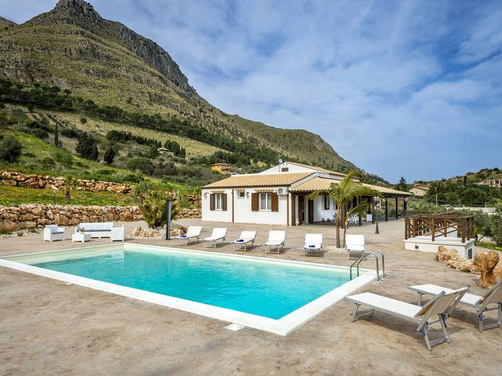 Casa vacanza per 8 persone a Castellammare del Golfo