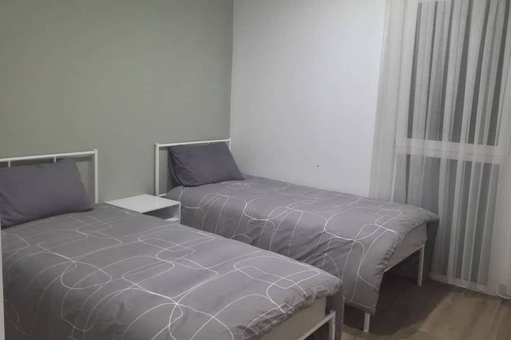 Location de vacances pour 8 personnes à Vénissieux - 3