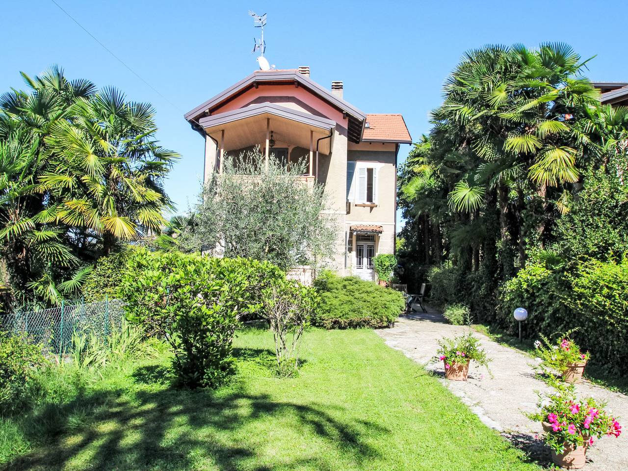 Ganze Wohnung, Magda in Castelveccana, Lago Maggiore (Lombardei)