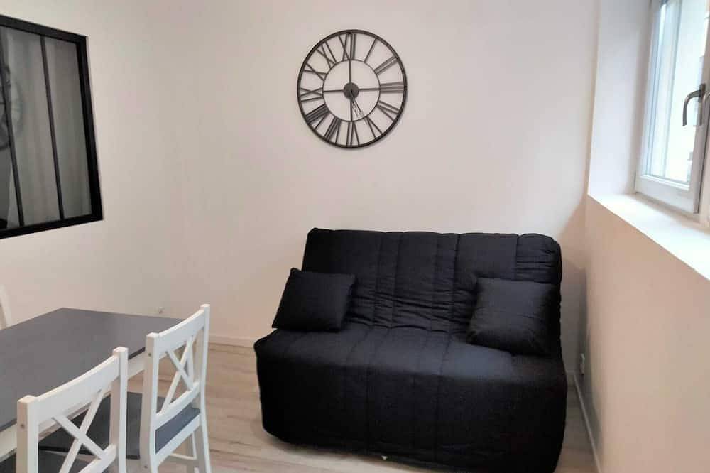 Entire apartment, 2/4-Person Studio In The Center Of La Bourboule in La Bourboule, Volcans d'Auvergne Regional Nature Park