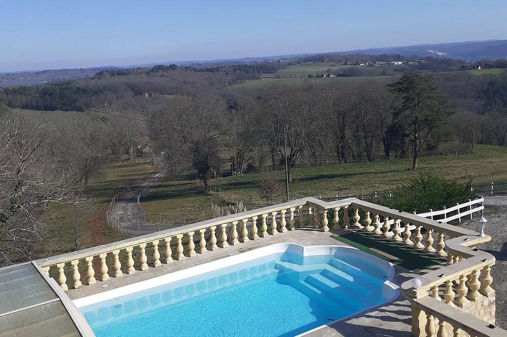 Entire apartment, Le Petit Paradis Apartment for 2 people in Le Bugue, Périgord