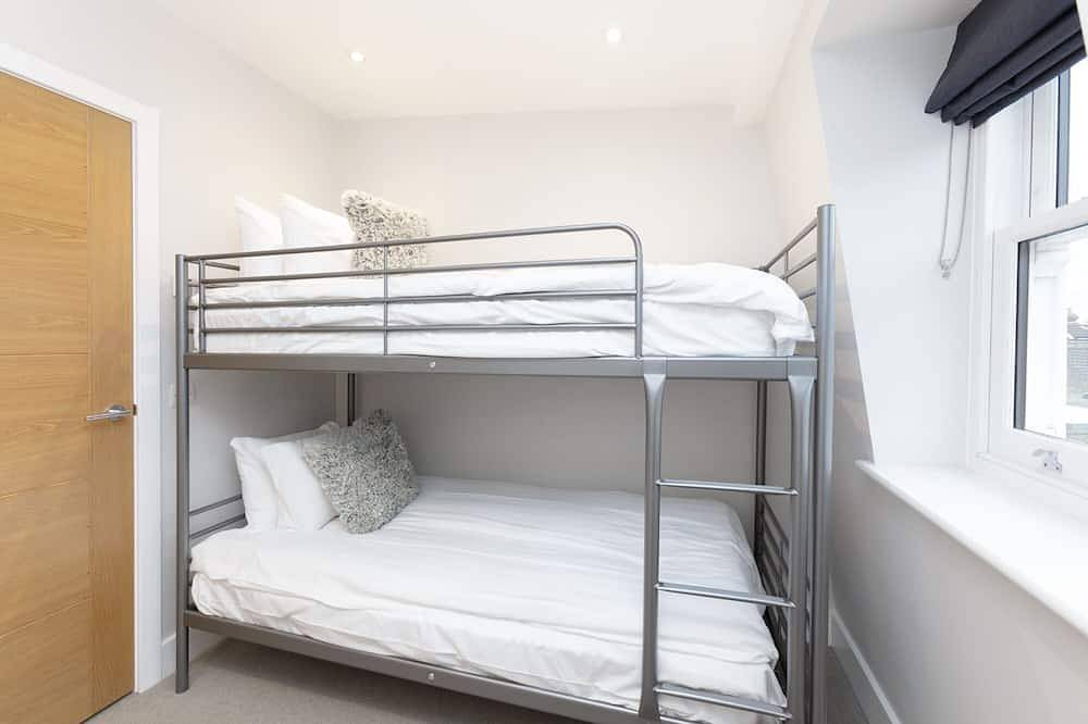 Stunning Central Windsor Town House in Windsor, Berkshire