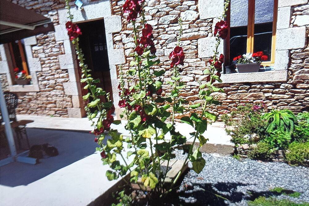 Maison 3ch 5km des Plages Familiales ou Surf, gd Jardin Calme,animaux Acceptés in Plonéour-Lanvern, Quimper und Umgebung