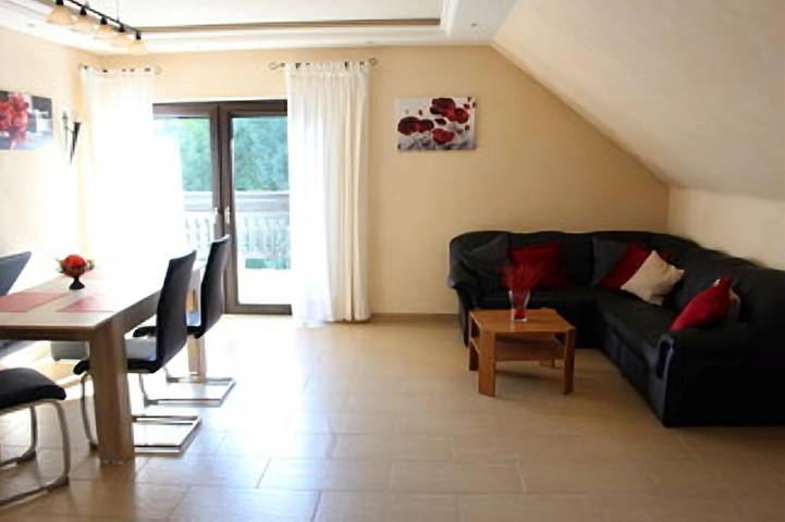 Ferienwohnung für 4 Personen, mit Balkon und Terrasse sowie Garten in Lissendorf - 4