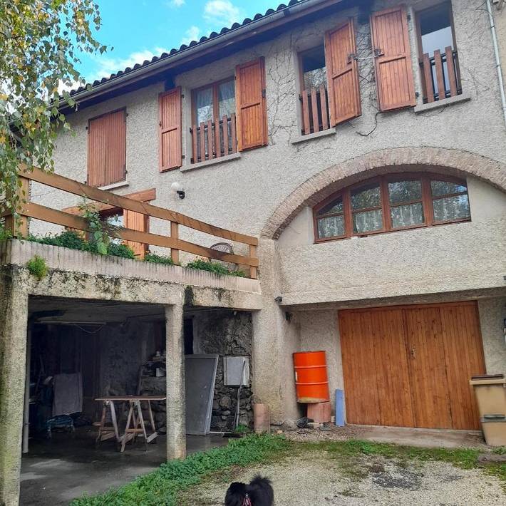 Gîte pour 2 personnes, avec vue et jardin à Jarrie - 3