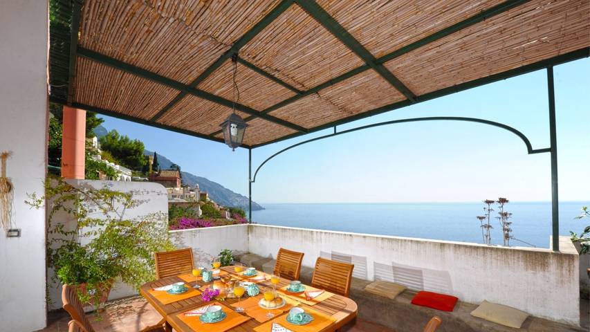 Petali di Rosa - Petali Di Rosa in Spiaggia Fornillo, Positano