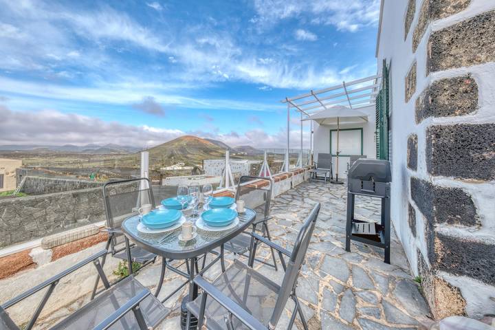 Ferienhaus für 5 Personen, mit Balkon und Terrasse sowie Garten