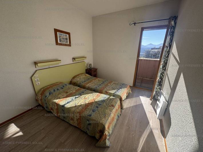 Ganze Wohnung, Gemütliche Ferienwohnung mit Balkon, 2 Schlafzimmer, direkt an Skipisten, nahe Balneotherapie in Les Angles, Parc naturel régional des Pyrénées catalanes