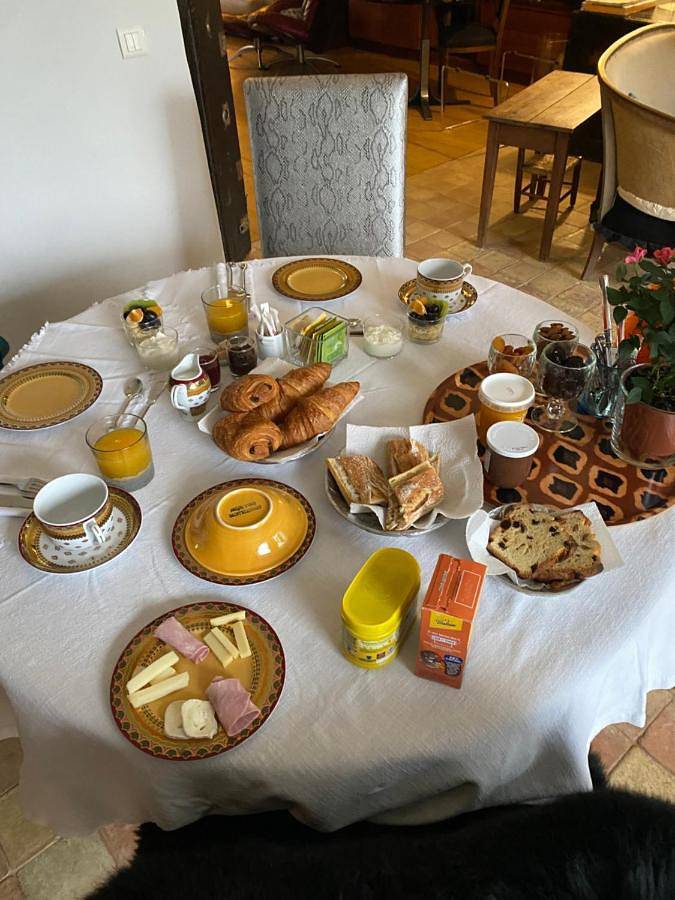 Location de vacances pour 3 personnes, avec jardin et vue à Mornac-sur-Seudre - 2