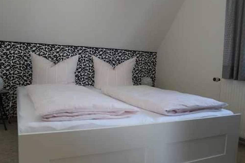 Ganze Wohnung, Ferienwohnung 2 - Og - Trost, Christina in Ludorf, Müritz