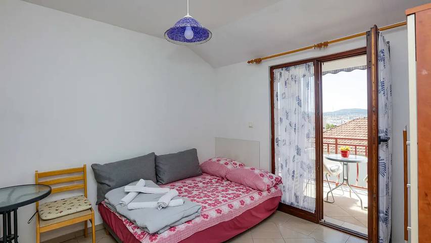 Studio für 2 Personen, mit Terrasse in Biograd na Moru - 3