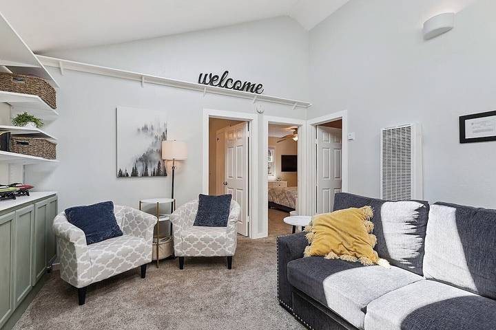 Log cabin for 6 people, with terrace and hot tub, with pets in Russian River