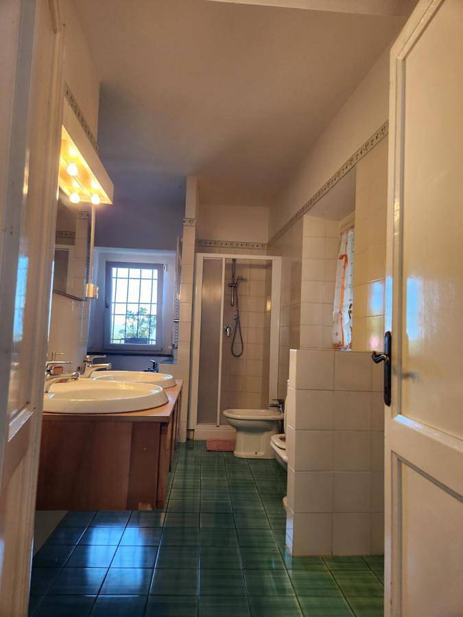 Gîte pour 2 personnes, avec vue et terrasse ainsi que piscine et jardin à Mulazzo - 4