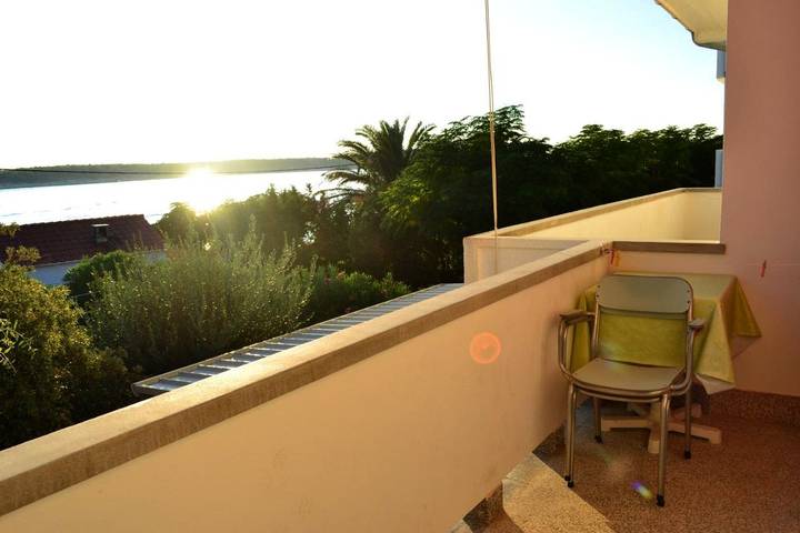 BnB für 2 Personen, mit Garten und Ausblick auf Rab