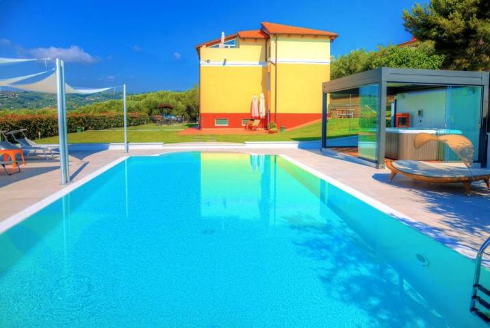 Ferienwohnung für 4 Personen, mit Balkon und Whirlpool sowie Terrasse und Garten in Diano Marina Gemeinde - 4