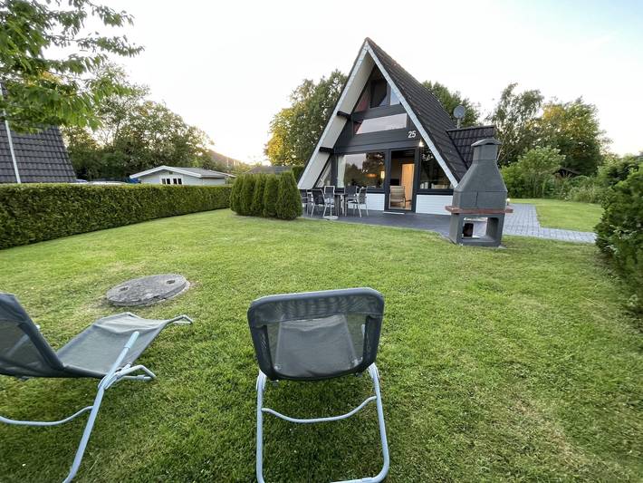 Ferienhaus für 4 Personen, mit Terrasse und Garten sowie Sauna