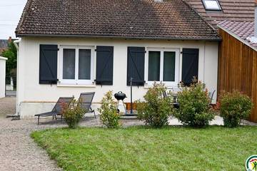Gîte pour 4 personnes, avec jardin à Villeneuve-sur-Allier