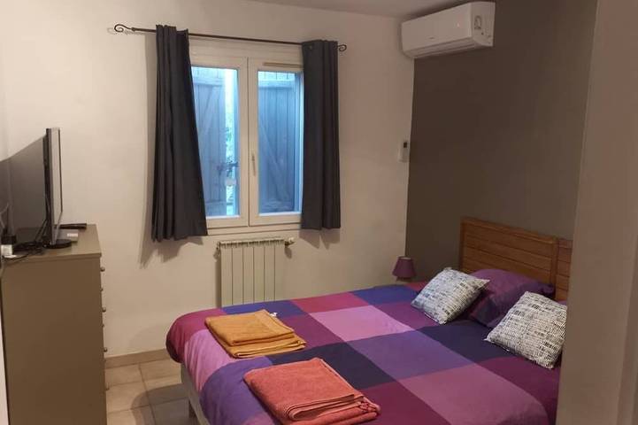 Location de vacances pour 5 personnes, avec jardin à Boulbon - 2