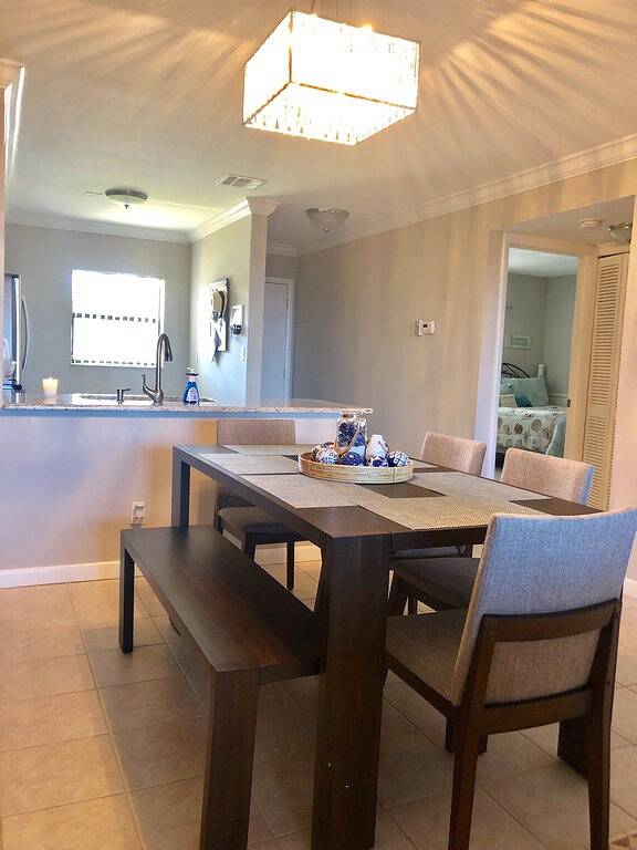 Vacation rental for 6 people, with pool and balcony in St. Lucie County