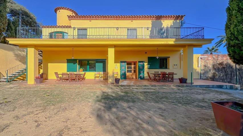 Maison de vacances pour 15 personnes, avec jardin et terrasse à Palamós