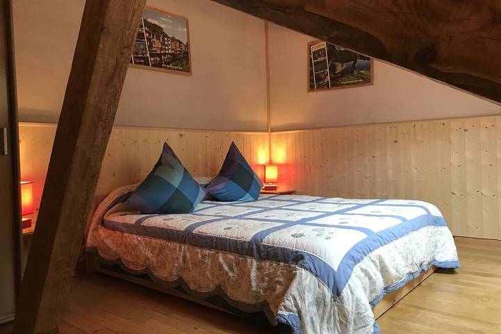 Gîte pour 4 personnes, avec terrasse et jardin