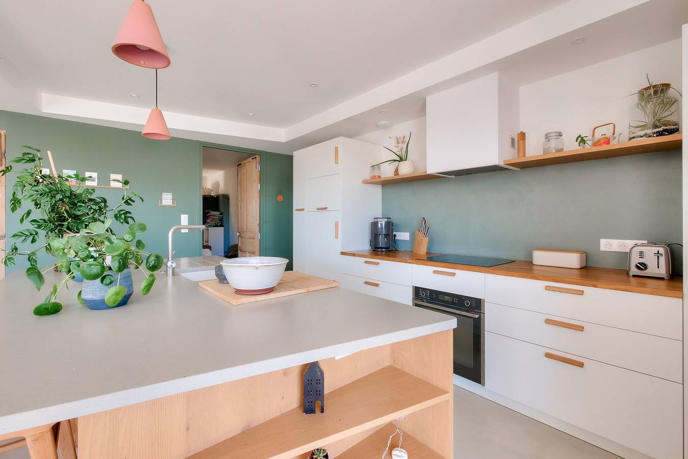 Architect-designed villa with heated pool and garden in Rivedoux-Plage, Ile de Re