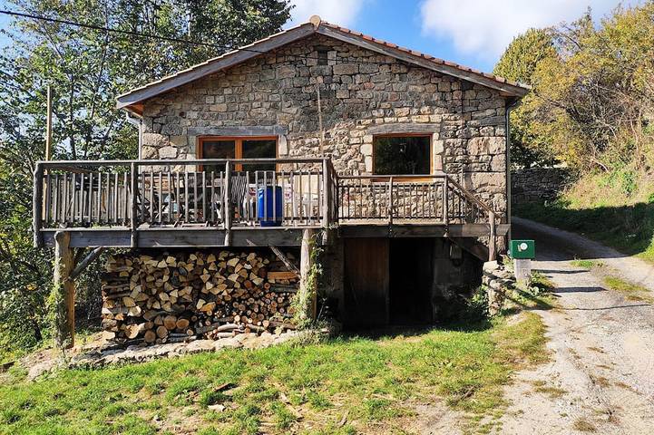 Location de vacances pour 11 personnes, avec Terrasse à Pailharès