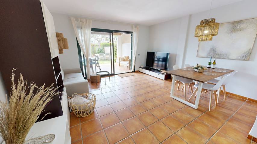 Location de vacances pour 6 personnes, avec balcon ainsi que bassin pour enfant et jardin, adapté aux familles à El Perelló - 2
