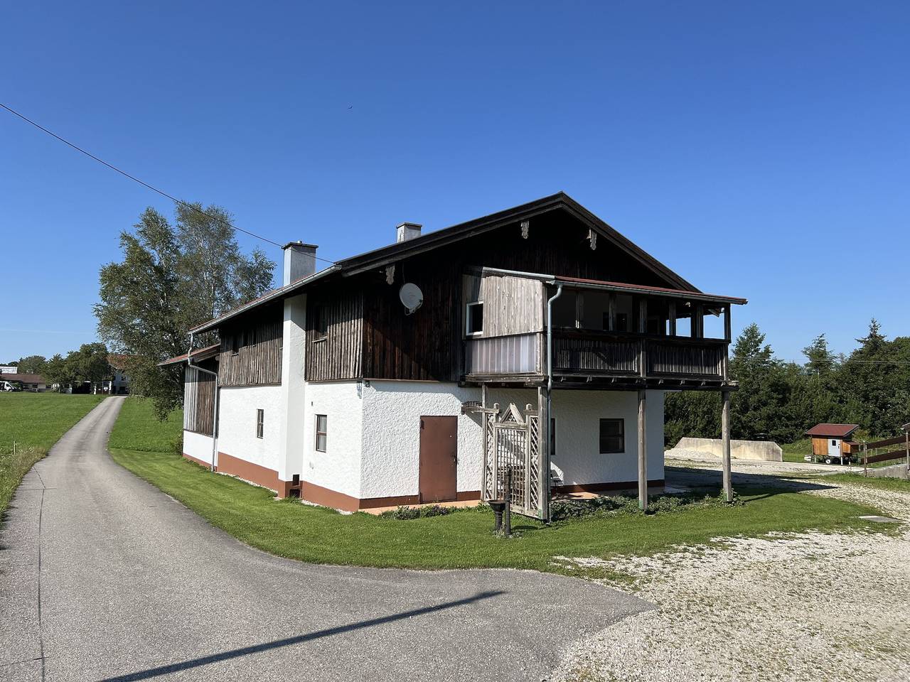 Ganze Ferienwohnung, Ferienwohnung Rosa - Ferienwohnung bis 4 Personen, 90 qm, 2 Schlafzimmer mit Balkon in Wonneberg, Rupertiwinkel