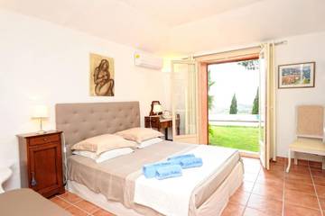 Villa pour 8 Personnes dans Figari, Arrondissement de Sartène, Photo 3