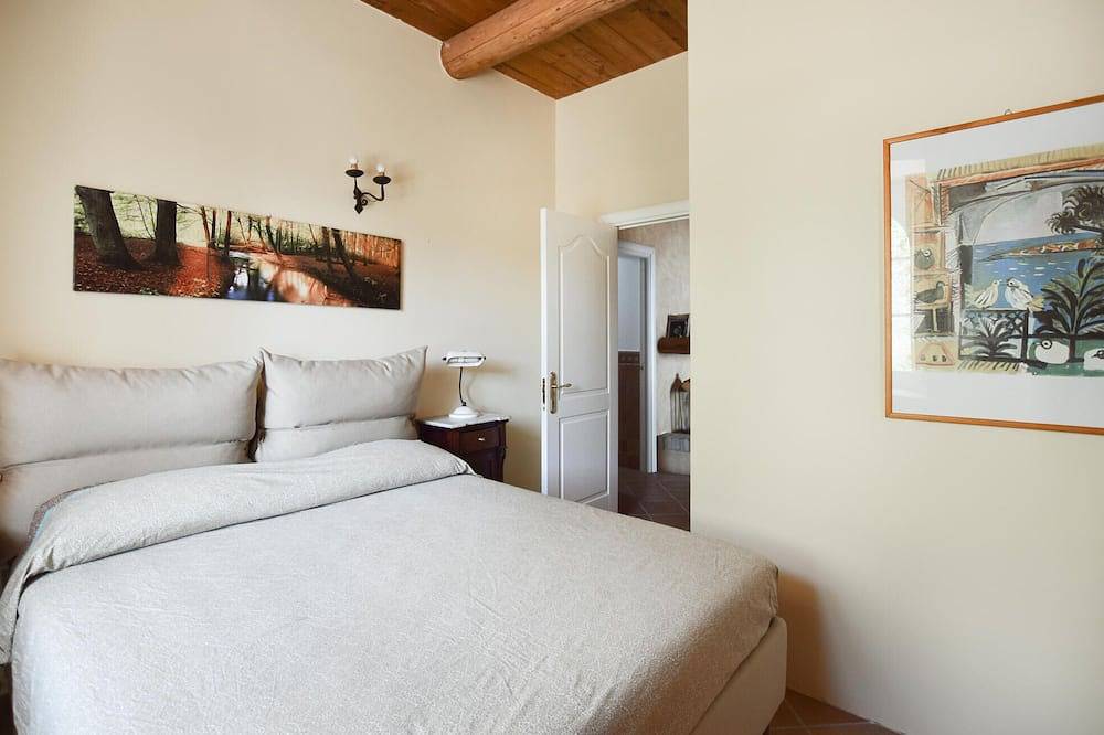 Splendida casa con 4 camere da letto a. in Satriano, Provincia di Catanzaro