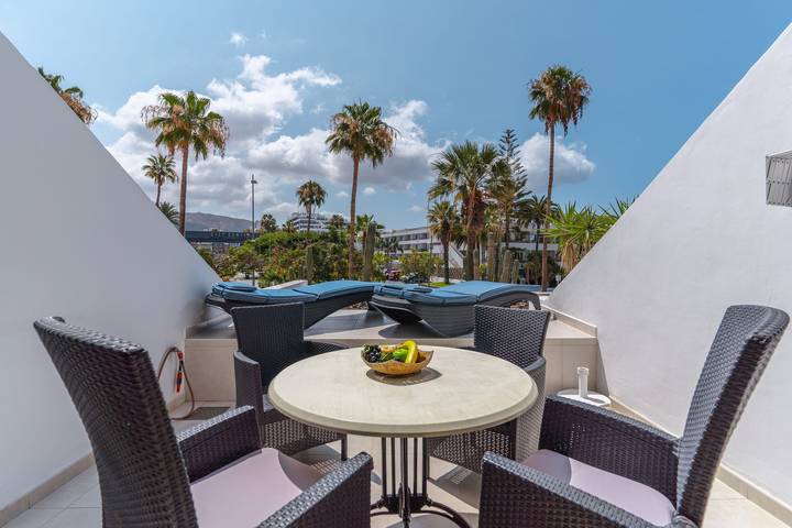 Apartamento de vacaciones para 4 personas, con piscina y terraza, Familias con niños en Tenerife - 2