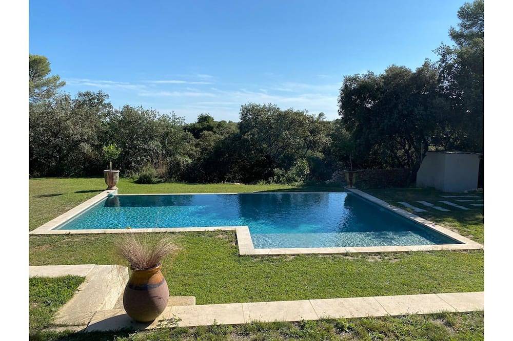 Charming house in Nîmes, Nimes region