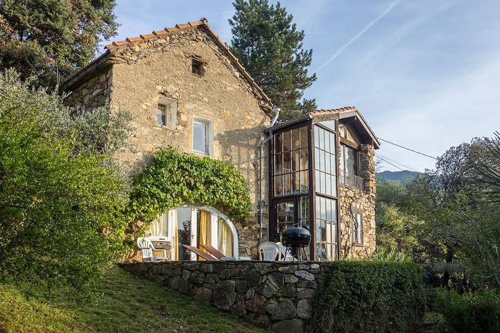 Ancienne maison de berger en pierre, rénovée mais rustique, vues exceptionnelles in Saint-Julien (Hérault), Région de Béziers