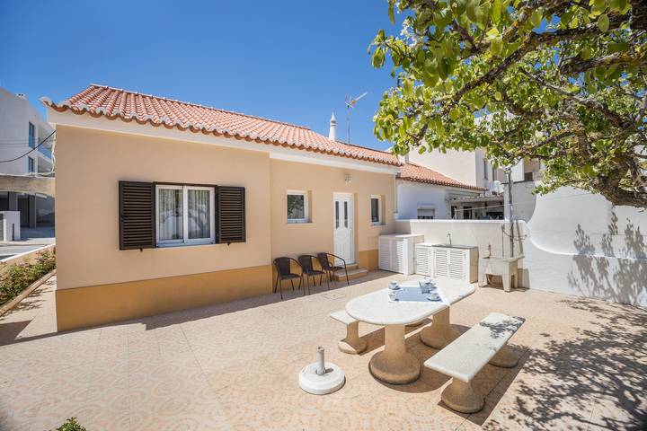 Casa de férias para 4 pessoas, com Jardim em Budens