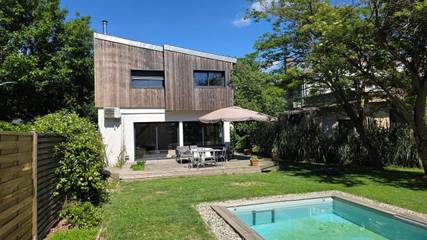 Villa pour 8 personnes, avec piscine ainsi que vue et jardin à Toulouse