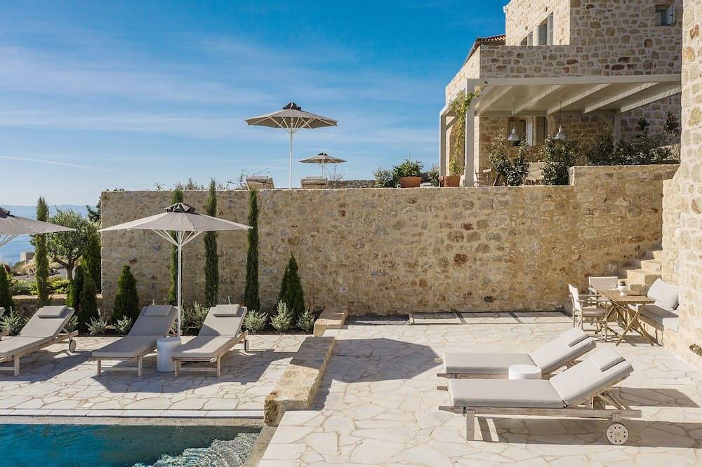Villa for 9 People in Stoupa, Messenian Gulf