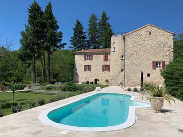 Maison d’hôte pour 3 personnes, avec jardin et piscine ainsi que sauna et vue à Aumessas