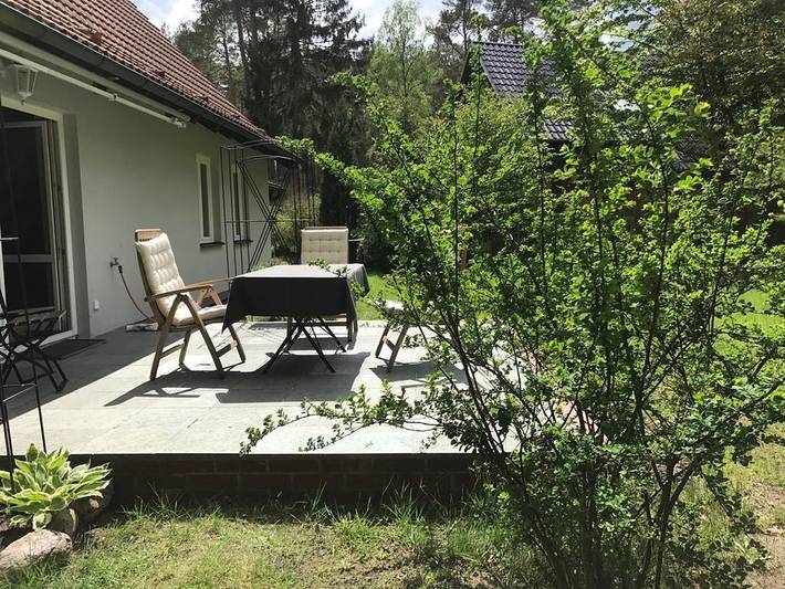 Ferienhaus für 2 Personen, mit Balkon und Terrasse sowie Garten