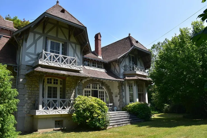 Chalet para 9 personas, con vistas además de balcón y jardín - 1