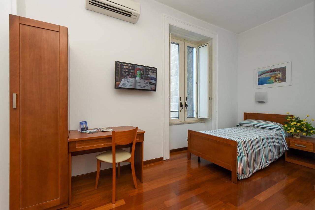 Single Room with Sea View in Sant'Agnello, Sorrento Coast