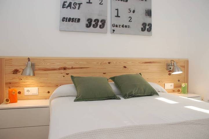 Location de vacances pour 6 personnes, avec piscine et terrasse, animaux acceptés à Peñíscola