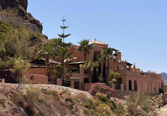 Casa rural para 8 personas, con vistas además de piscina y jardín en Turre - 4