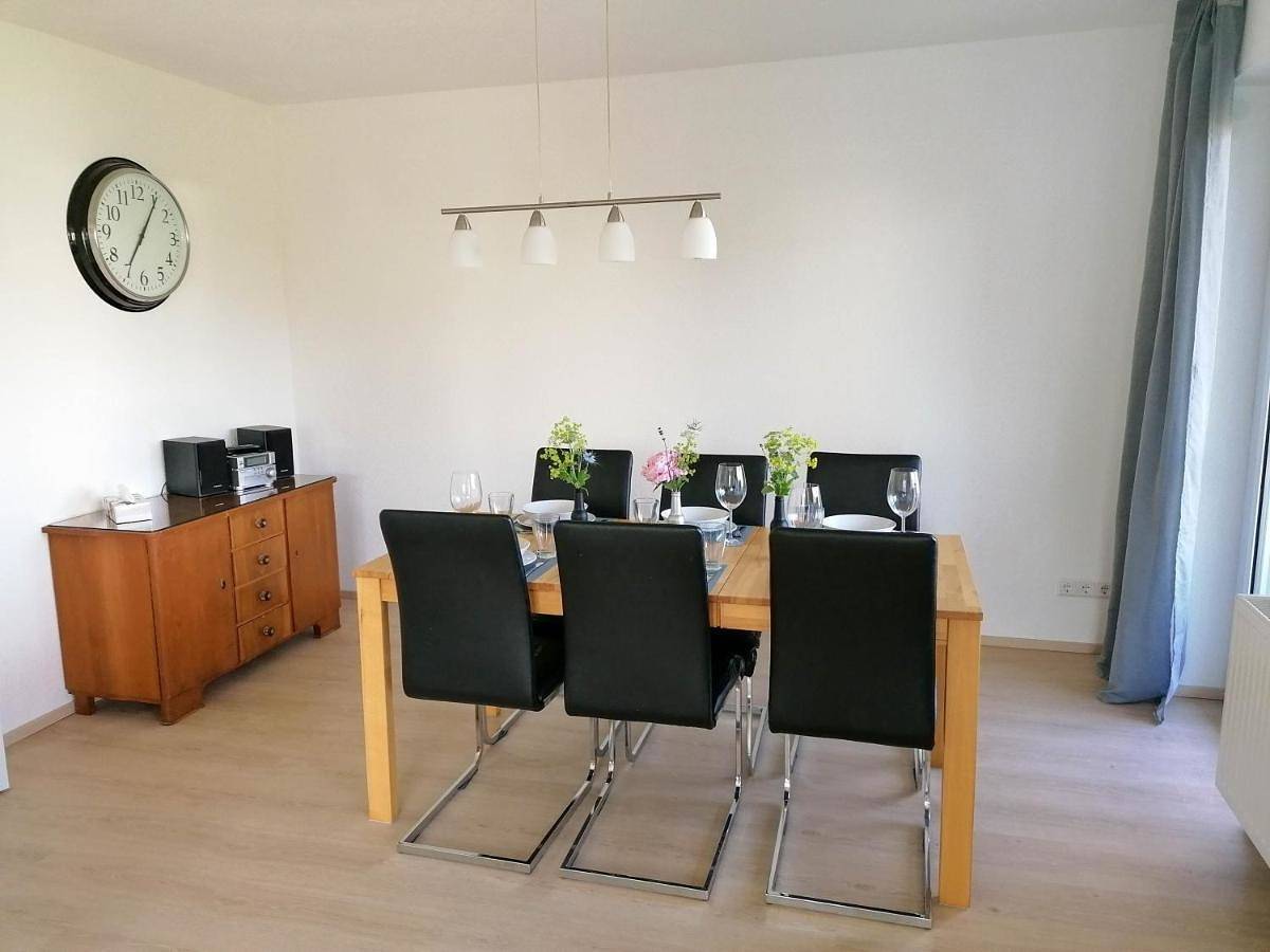 Ganze Wohnung, Two-Bedroom Apartment in Ochsenhausen, Landkreis Biberach