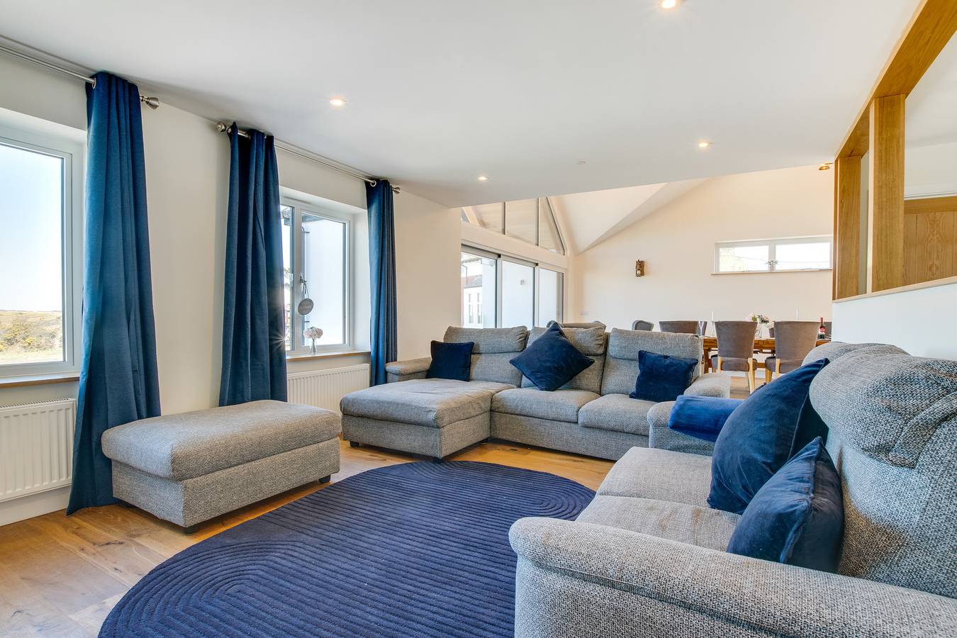 Bryn Y Mor in Three Cliffs Bay, Swansea region